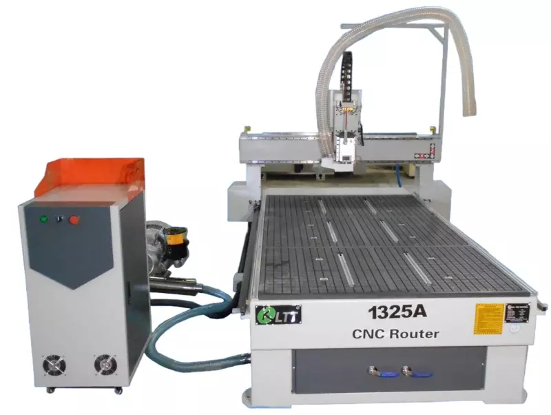 Фрезерный станок с ЧПУ LTT-1325A, вакуумный стол